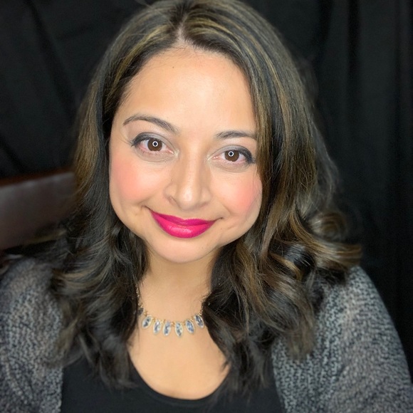 Meet your Posher, Carmen - Picture 1 of 1